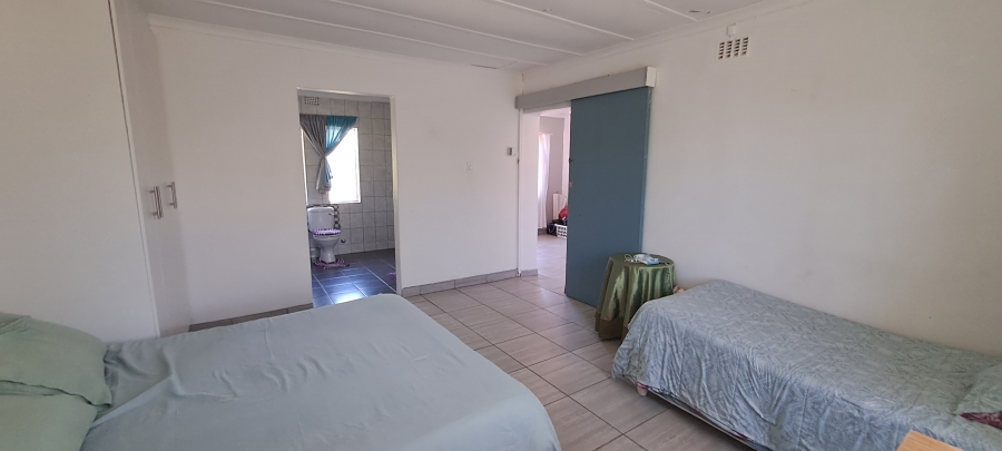 3 Bedroom Property for Sale in Vredenburg Western Cape